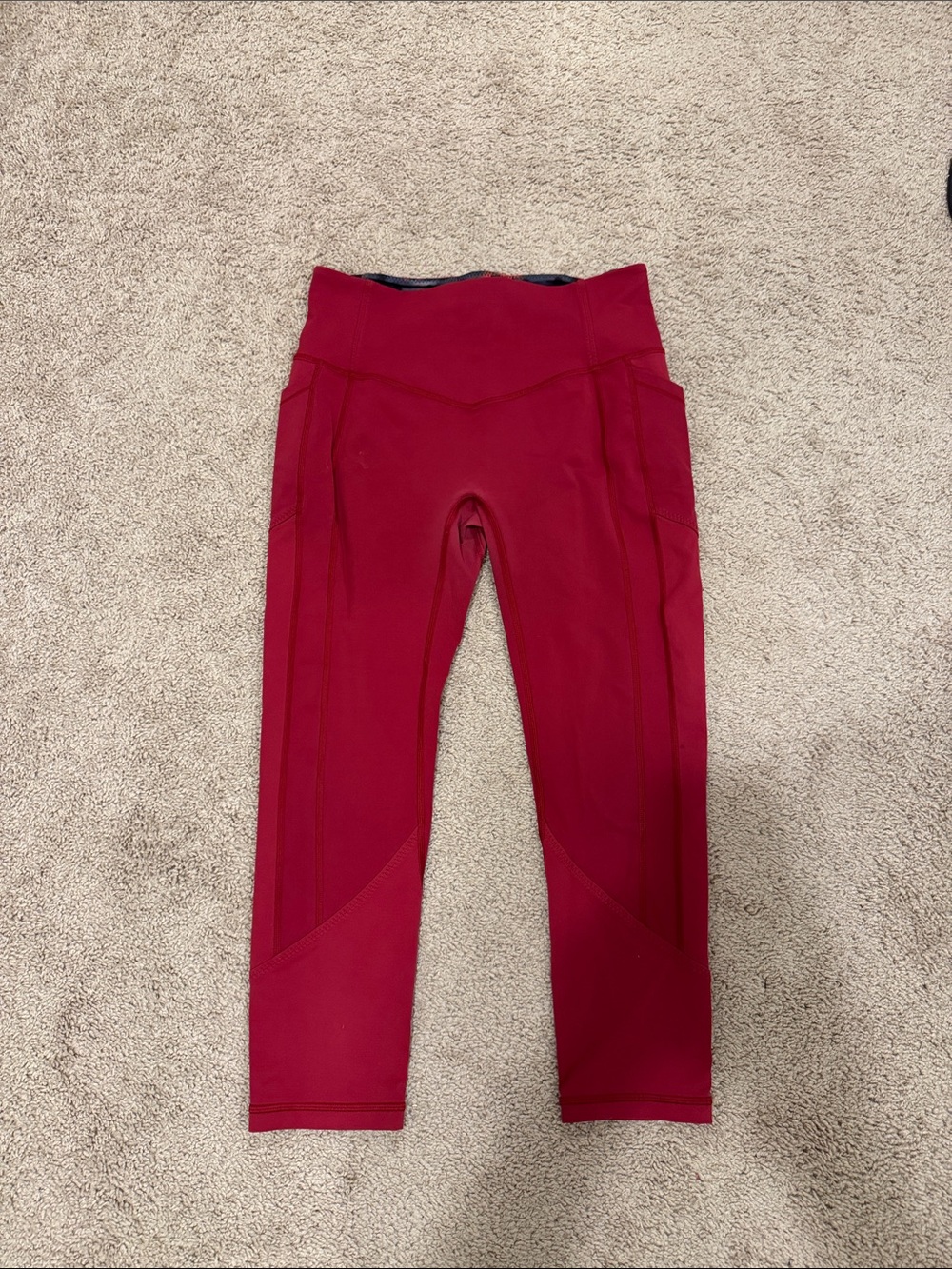 Lululemon - used like new Leggings 10